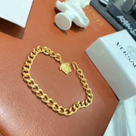 Picture of Versace Bracelet _SKUVersacebracelet12cly2216732